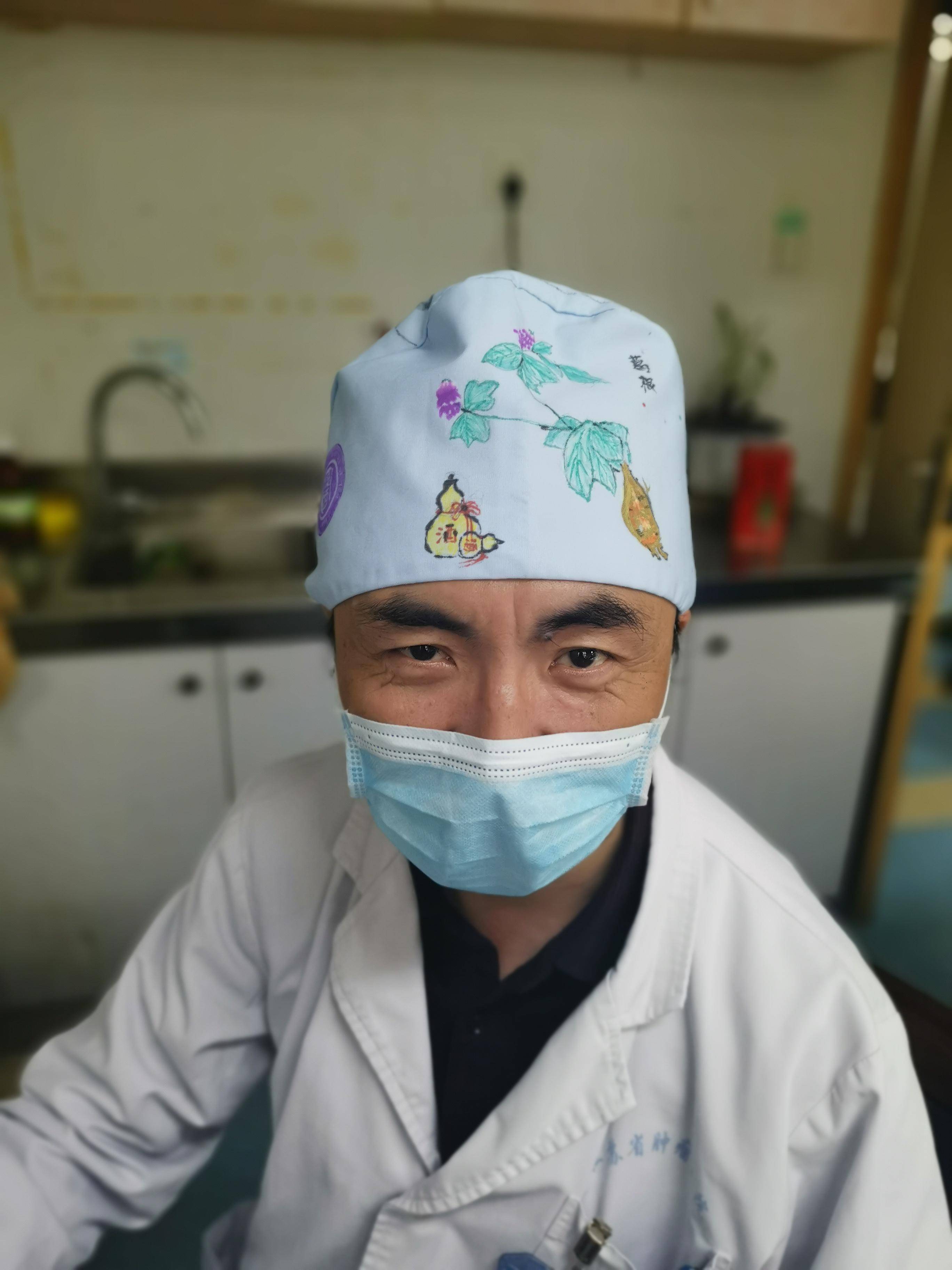 别致的”草帽“。图片由江苏省肿瘤医院提供